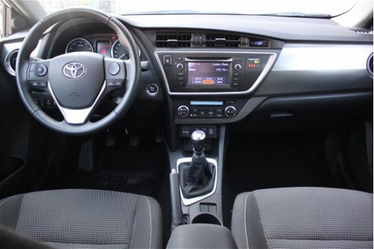 Toyota Auris Touring Sports - 1.3VVT-i 100PK Aspiration Camera/Bluetooth/Trekhaak/Cruise-Ctrl - 1