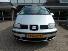 Seat Alhambra - 1.8-20VT Advantage 7 PERSOONS, TREKHAAK