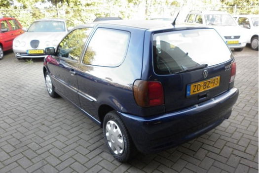 Volkswagen Polo - 1.6 AIRCO STUURBEKRACHTIGING - 1