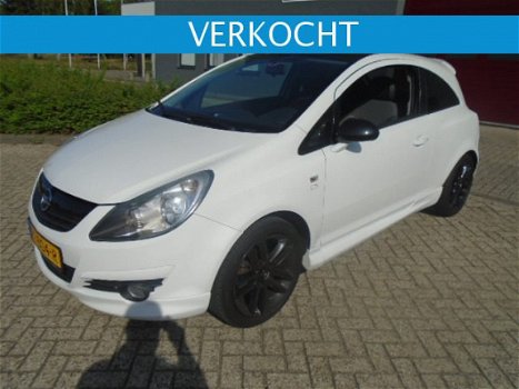 Opel Corsa - 1.4-16V White Edition - 1