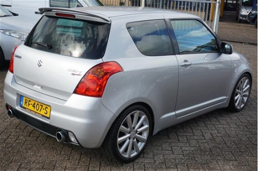 Suzuki Swift - 1.6 Sport Clima, Keyless entry - 1