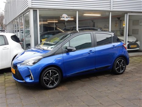 Toyota Yaris - 1.5 Hybrid 100pk 5D CVT BI-TONE NAVI - 1