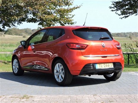 Renault Clio - TCe 90pk Limited | RIJKLAARPRIJS INCLUSIEF AFLEVERPAKKET T.W.V. € 695, - | - 1