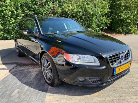 Volvo V70 - 2.4 D5 AUT Summum RIJKLAAR - 1