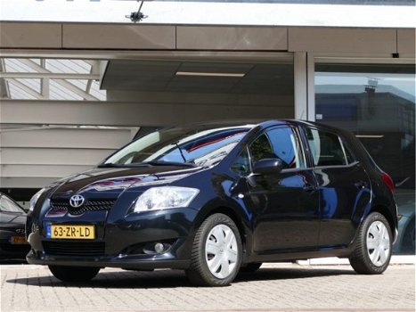 Toyota Auris - 1.4-16V Sol, navigatie - 1