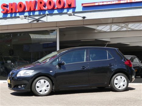 Toyota Auris - 1.4-16V Sol, navigatie - 1