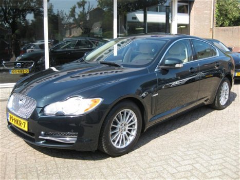 Jaguar XF - 3.0 V6 Luxury - 1