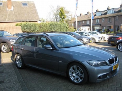 BMW 3-serie Touring - 318i Executive M-Pakket - 1