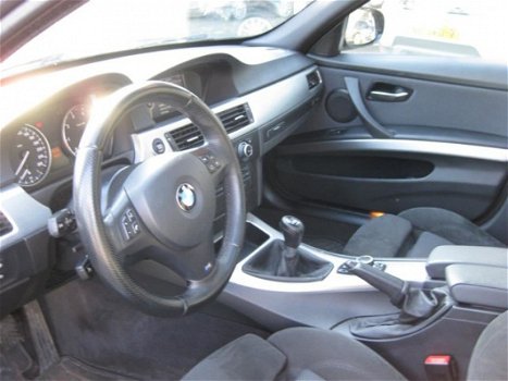 BMW 3-serie Touring - 318i Executive M-Pakket - 1