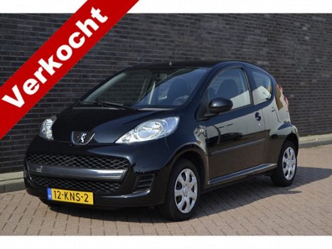 Peugeot 107 - 1.0-12V Sublime Zwart metallic, Airco, frisse auto N.A.P - 1