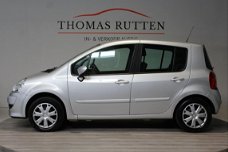 Renault Modus - 1.6-16V Expression 2008/ Automaat/ PDC/ Clima/ Cruise/ Elek Ramen + Spiegels/ Stoel