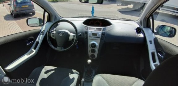 Toyota Yaris - 1.8 VVTi T-Sport, 5deurs, Airco, lmv, zeer dikke auto - 1