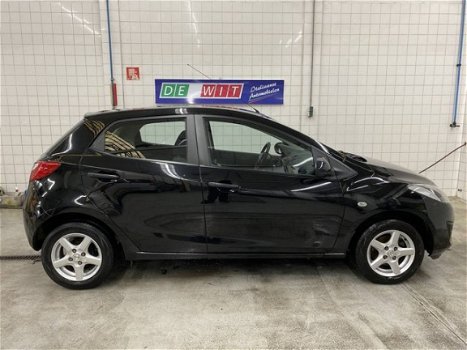 Mazda 2 - 2 1.2 Exclusive - 1