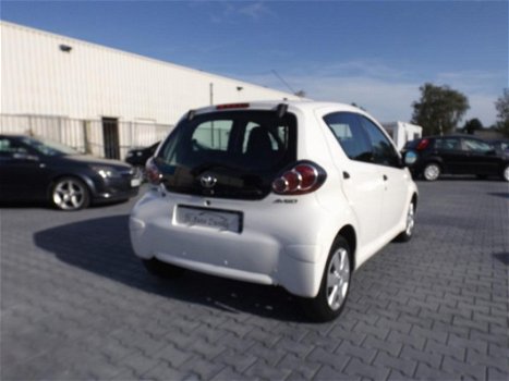 Toyota Aygo - 1.0 12v VVT-i Dynamic - 1