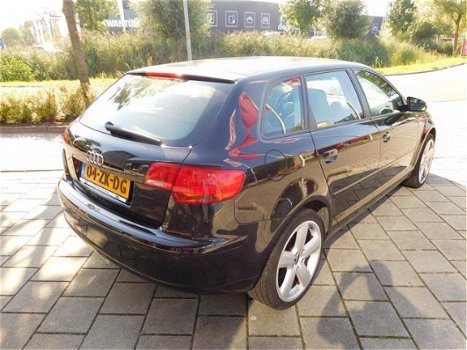 Audi A3 - 1.4 TFSI Ambiente Pro Line - 1