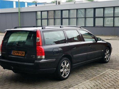 Volvo V70 - 2.4 D5 Geartronic Edition II AUTOMAAT(perfect onderhouden) - 1