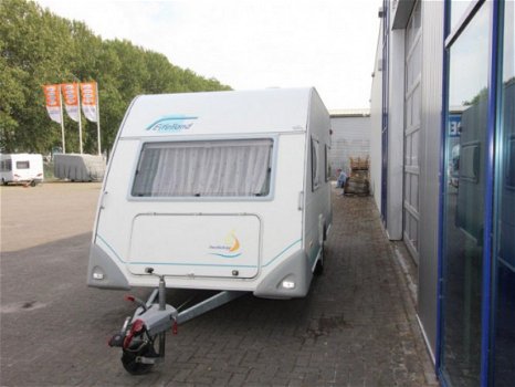 EIFELLAND HOLIDAY 415 TM MOVER VOORTENT - 3