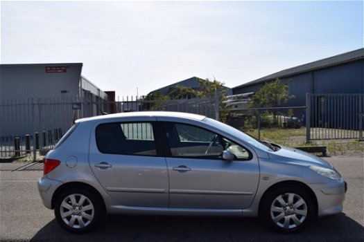 Peugeot 307 - 1.6 HDiF Oxygo | Clima | Cruise | APK 4-2020 - 1