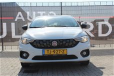 Fiat Tipo. - 1.4 16v Pop PDC, Trekhaak, APK 11/2021, stuurbediening, Airco, cruise control