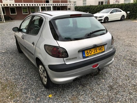 Peugeot 206 - XT 1.4 HDI - 1