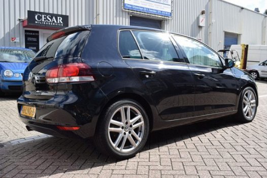 Volkswagen Golf - 1.4 TSI Highline AUTOMAAT / DEALER ONDERHOUDEN / 162 DKM - 1