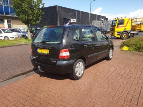 Renault Scénic - 1.6-16V RXE Leuke auto bouwjaar2003 airco apk 27-2-2020 - 1