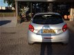 Peugeot 208 - 1.2 PureTech Blue Lease Executive ecc lm velgen navigatie - 1 - Thumbnail