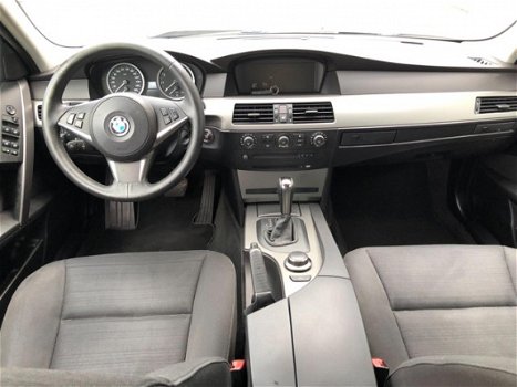 BMW 5-serie - 525i Executive Xenon, M-Pakket, Zeer Mooi - 1