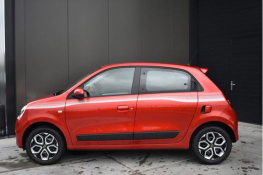 Renault Twingo - SCe 75 Collection incl. € 1.500, - voorraadvoordeel - 1