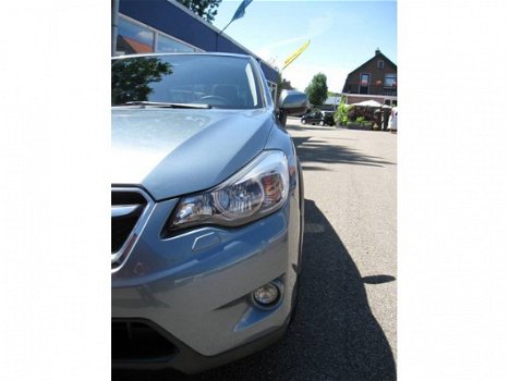 Subaru XV - 2.0i AWD CVT Executive Leder Navi Xenon Open dak - 1