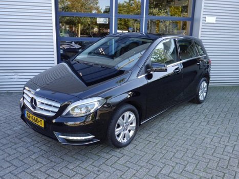 Mercedes-Benz B-klasse - 180 CDI Prestige 108000KM ECC NAVI LEDER XENON PDC CRUISE - 1