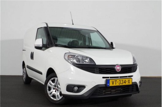 Fiat Doblò Cargo - 1.6 MJ L1H1 105pk | Navi | Airco | Trekhaak | DAB+ - 1