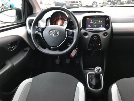 Toyota Aygo - 1.0 VVT-i x-cite / AIRCO / LMV - 1