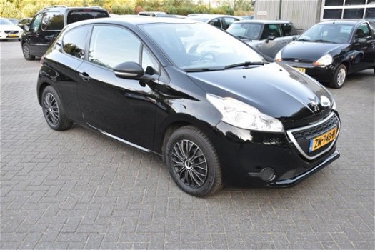 Peugeot 208 - 1.2 VTi Urban Soul - 1