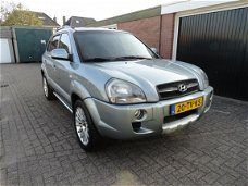 Hyundai Tucson - 2.0i Dynamic Cross (KM 196030 NAP CLIMA)