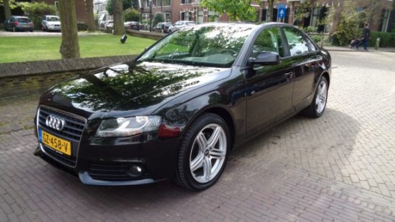 Audi A4 - 2.0 TDI AUT.NAVI/PDC/SCHUIFDAK/ RIJKLAAR PRIJS - 1