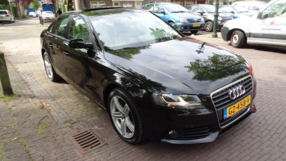 Audi A4 - 2.0 TDI AUT.NAVI/PDC/SCHUIFDAK/ RIJKLAAR PRIJS - 1