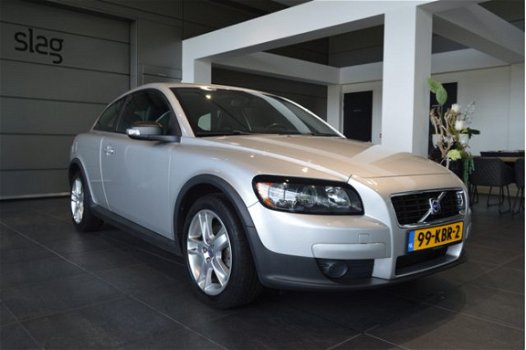 Volvo C30 - 1.6D Sport clima cruise trekhaak 84000 km 17 inch - 1