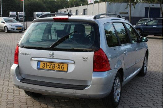 Peugeot 307 Break - 1.6 HDiF Premium airco, climate control, cruise control, lichtmetalen wielen - 1