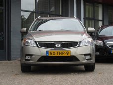 Kia Cee'd - 1.4 CVVT Navigator Plus Pack | CLIMA AIRCO | NAVIGATIE + BLUETOOTH | TREKHAAK | PDC | BO