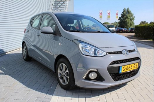 Hyundai i10 - 1.25 5-DR INTRO EDITION 1e EIGENAAR - 1