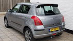 Suzuki Swift - 1.5 5drs exclusive uniek 64000km airco keyles start - 1 - Thumbnail