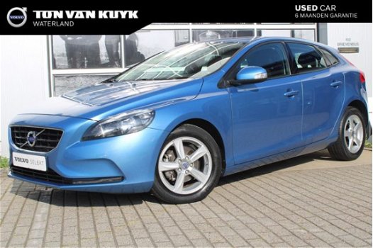 Volvo V40 - D2 1.6 114PK Base / Business Pack Connect / High Performance Audio - 1