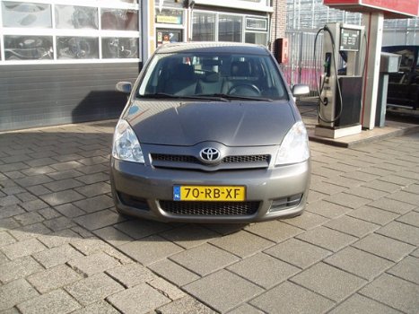 Toyota Corolla Verso - 1.6 VVT-I 5P Terra AIRCO Lees de advertenie goed - 1