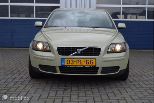 Volvo S40 - - 1.8 Kinetic - 1