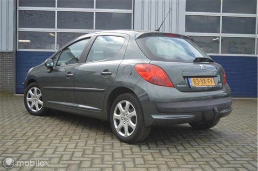 Peugeot 207 - - 1.6-16V XT GEEN VTi - 1