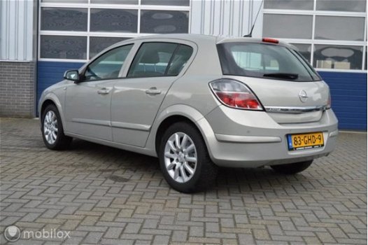 Opel Astra - - 1.6 Temptation - 1