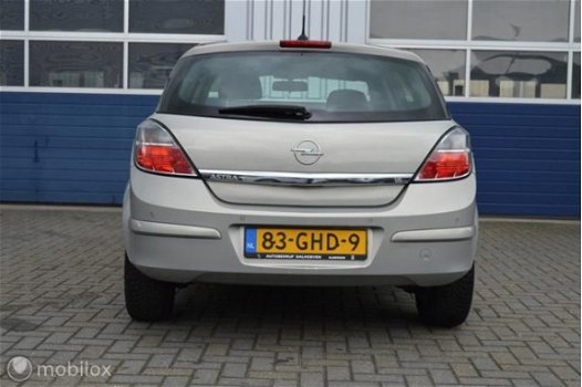 Opel Astra - - 1.6 Temptation - 1