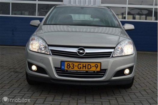 Opel Astra - - 1.6 Temptation - 1