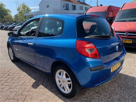 Renault Clio - 1.6, 16V, 112pk, Airco, APK:30-7-2020 - 1